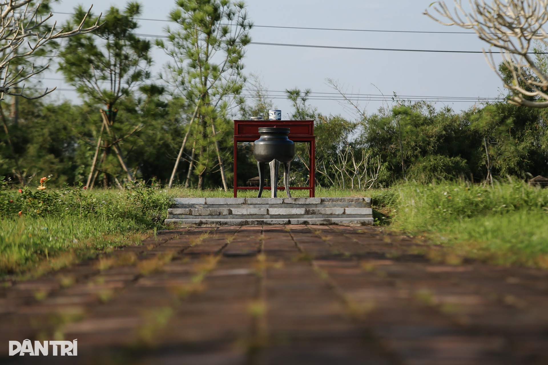 Explore the 200-year-old Temple of Literature in Hue - 4