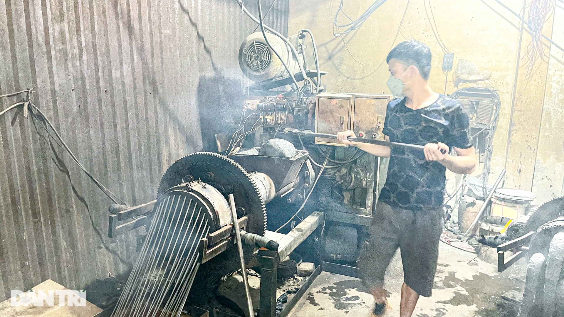 Rùng mình công nghệ tái chế nilon bẩn ở làng xay rác lớn nhất Việt Nam - 9 Rùng mình công nghệ tái chế nilon bẩn ở làng xay rác lớn nhất Việt Nam - 9