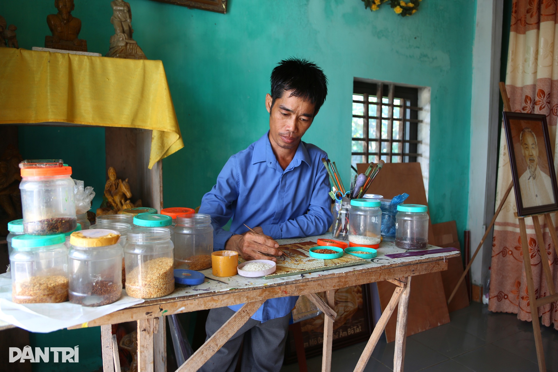 Disabled man turns inanimate rice grains into million-dollar paintings - 10