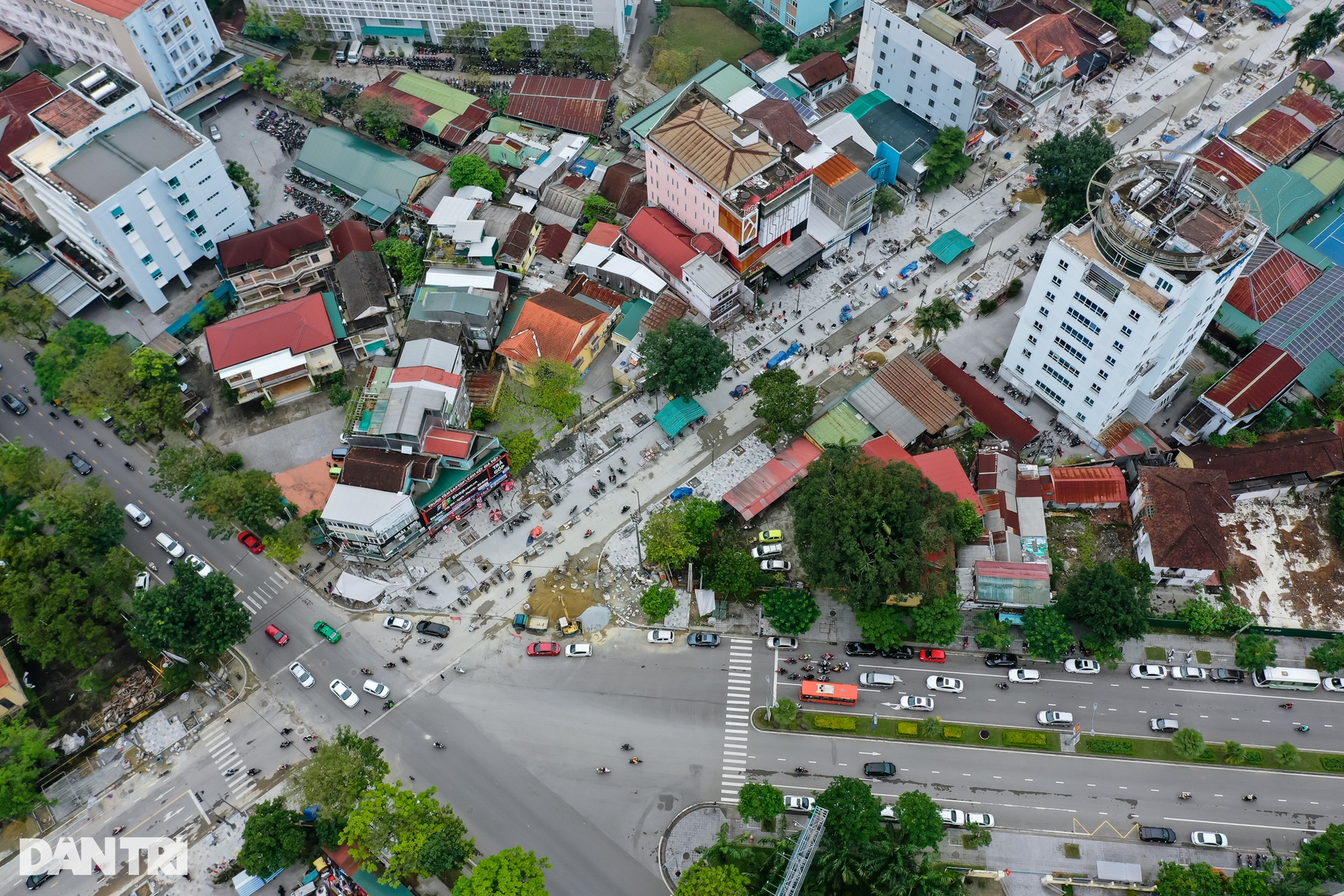 Cận cảnh tuyến phố đi bộ sắp hoàn thành ở Huế - 12