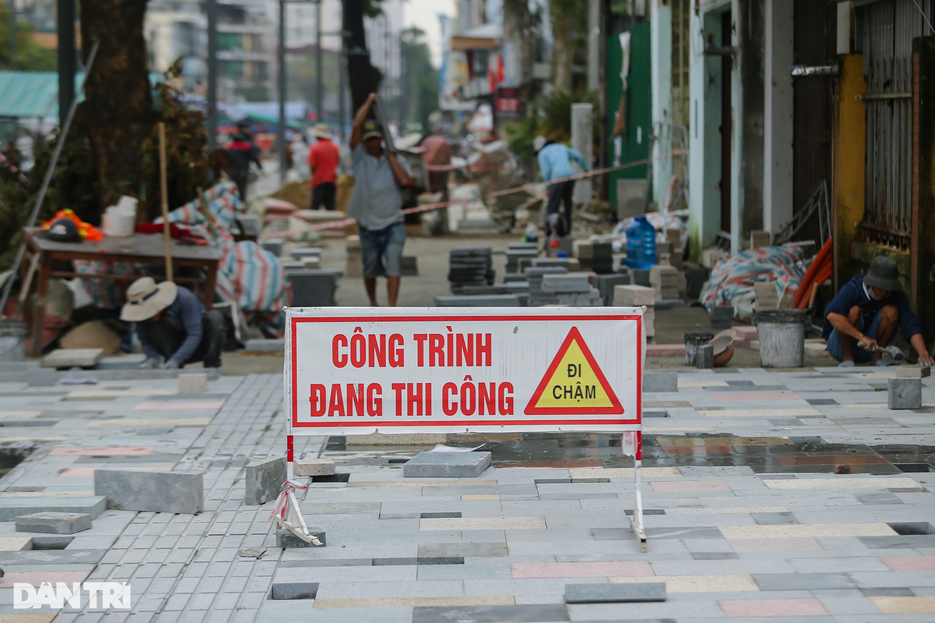 Cận cảnh tuyến phố đi bộ sắp hoàn thành ở Huế - 6 Cận cảnh tuyến phố đi bộ sắp hoàn thành ở Huế - 6