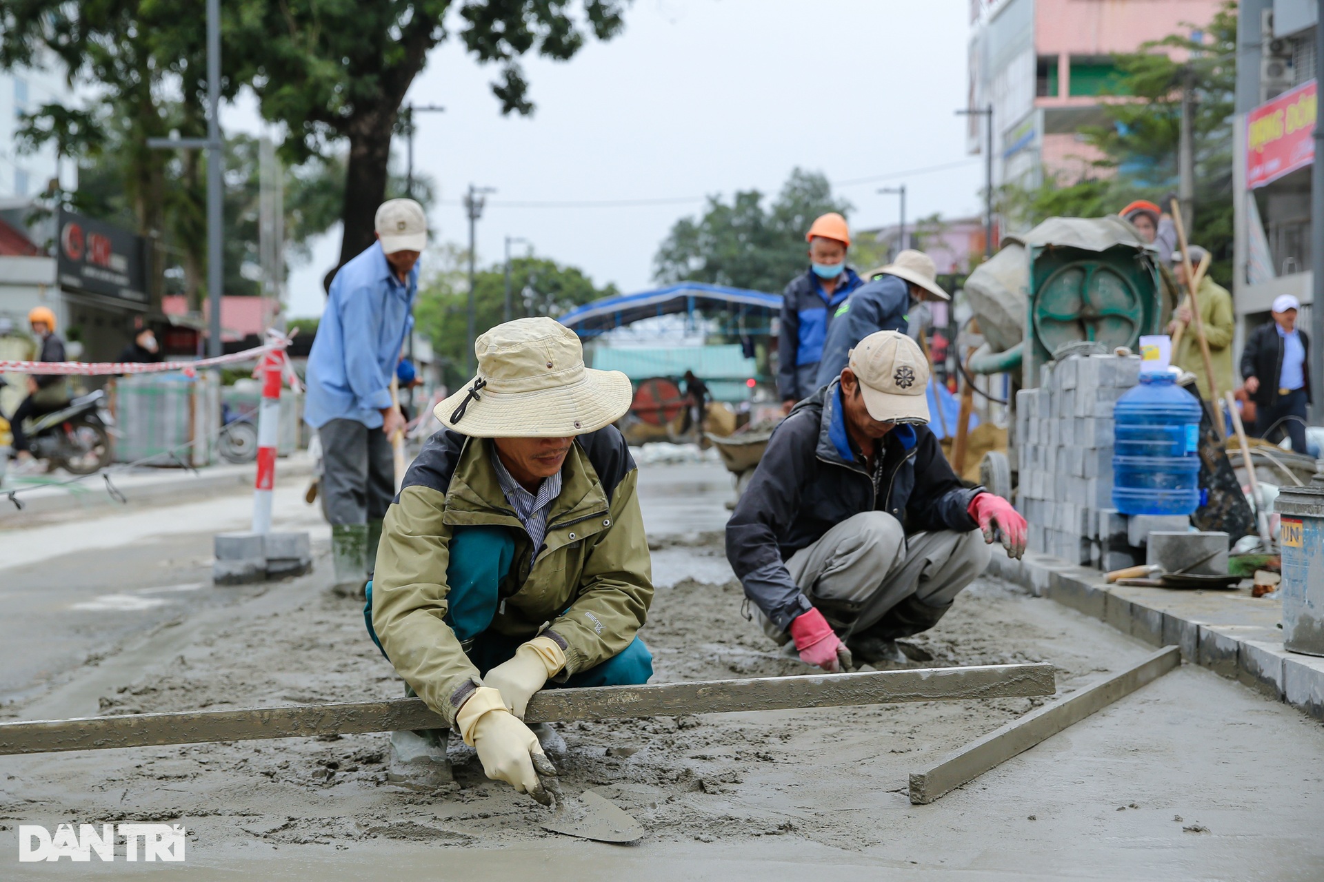 Cận cảnh tuyến phố đi bộ sắp hoàn thành ở Huế - 7