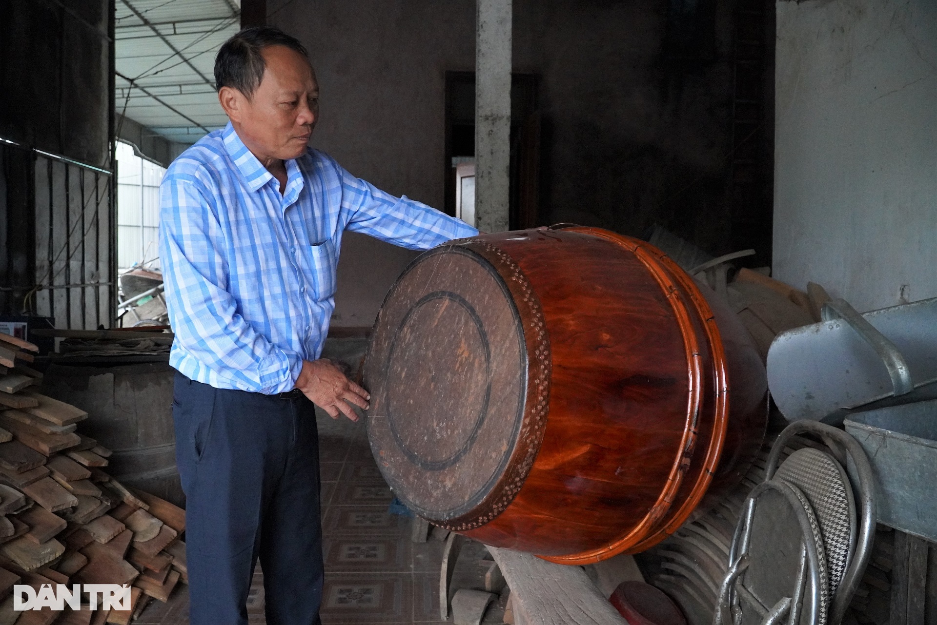Busy year-end day of the craftsman who makes spring festival musical instruments - 14