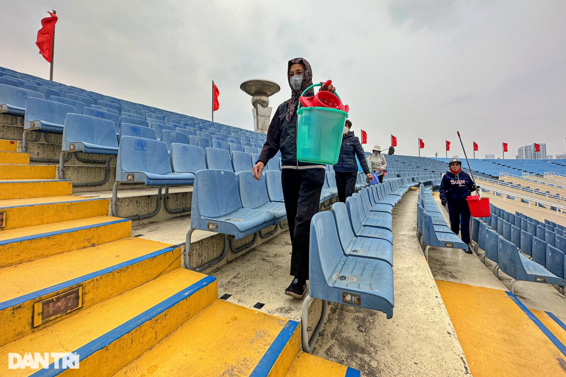 Ghế ngồi khán đài sân Mỹ Đình "lột xác" trước trận Việt Nam - Myanmar | Báo  Dân trí