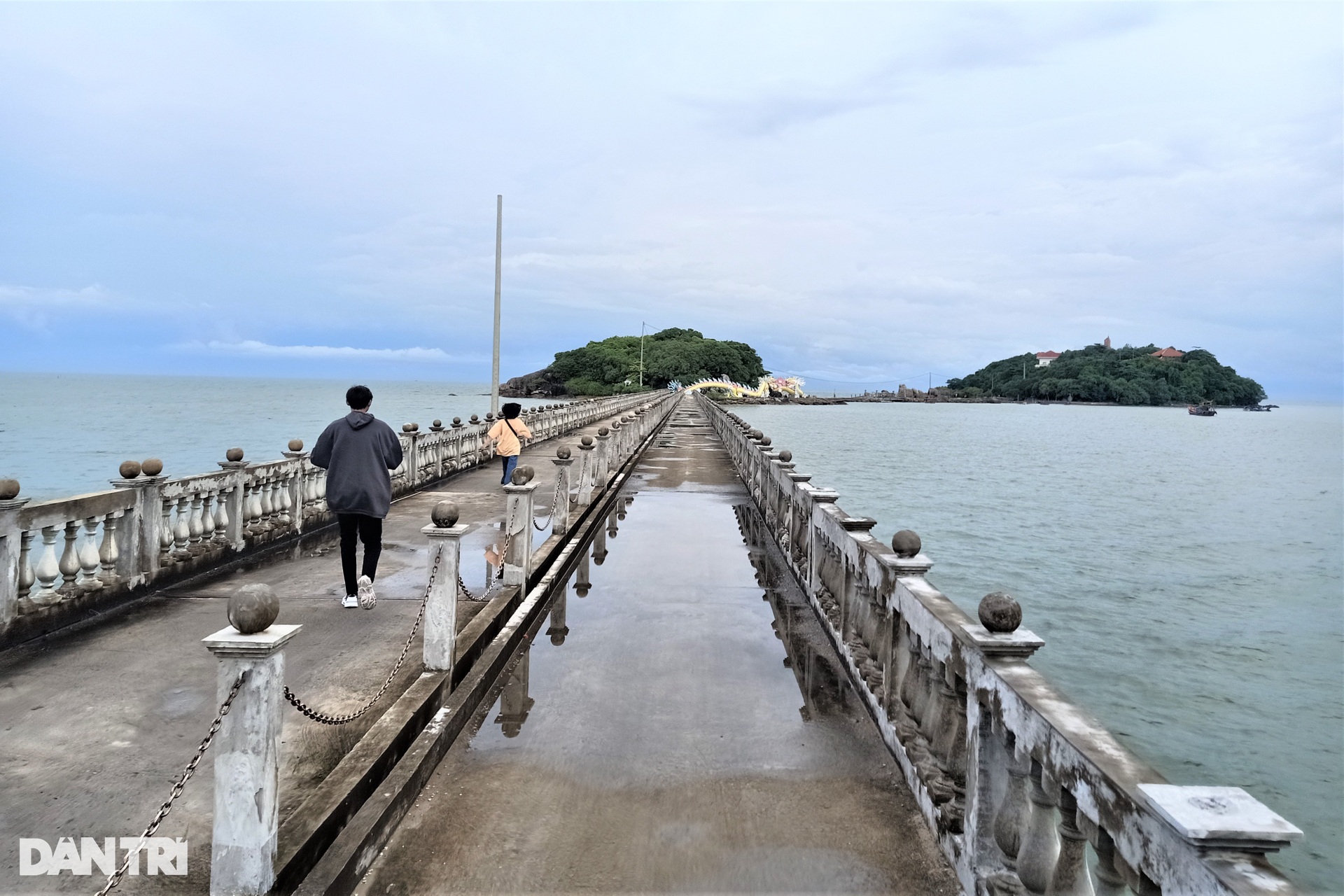 Về Hòn Đá Bạc, nơi ghi dấu kế hoạch phản gián CM12 nổi tiếng - 2 Về Hòn Đá Bạc, nơi ghi dấu kế hoạch phản gián CM12 nổi tiếng - 2