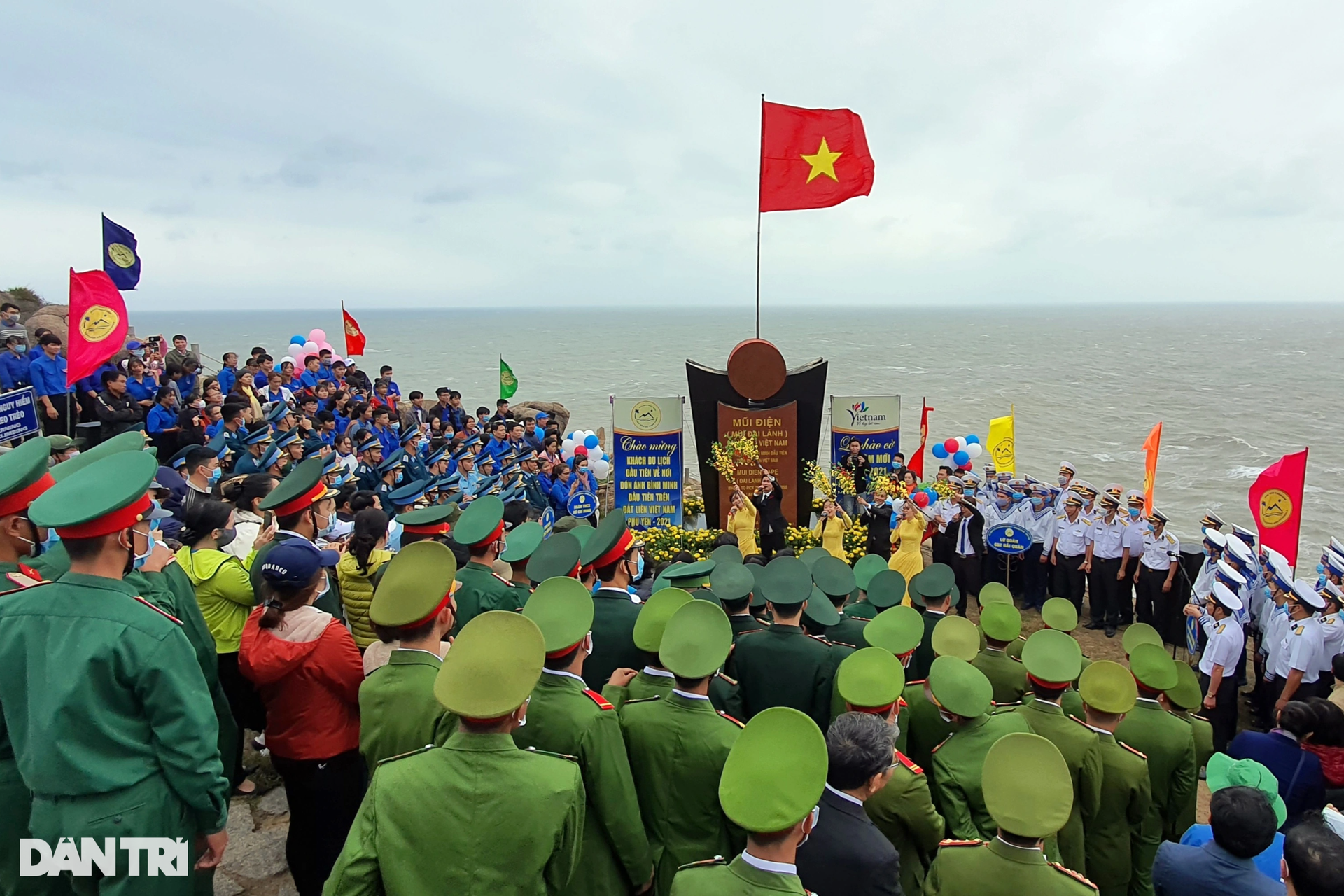 Cảnh đẹp ở nơi đón ánh bình minh đầu tiên trên đất liền của Việt Nam - 11