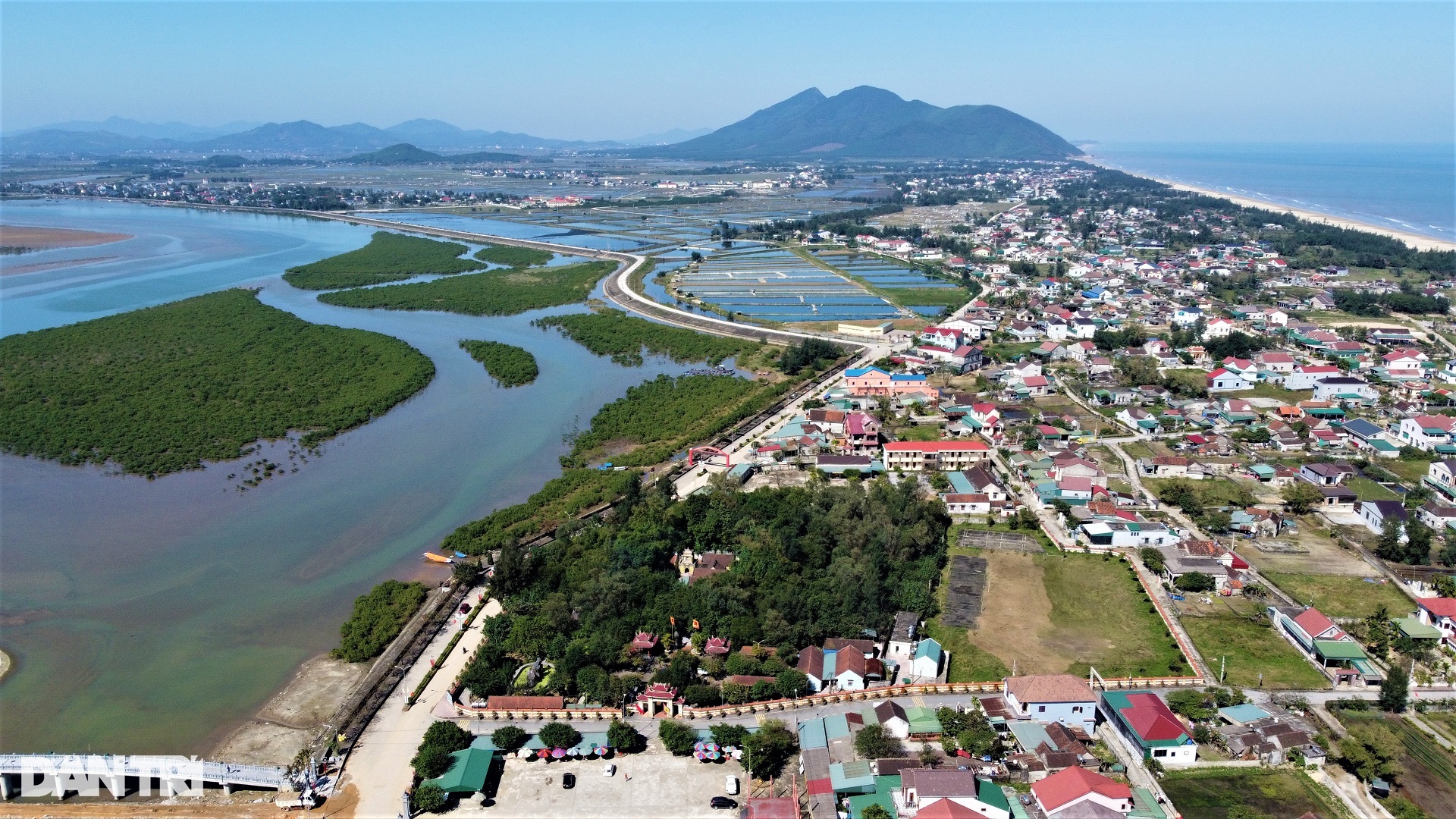 Chuyện về Quý phi soạn thảo 10 kế trị vì đất nước, có công cứu vua - 4 Chuyện về Quý phi soạn thảo 10 kế trị vì đất nước, có công cứu vua - 4