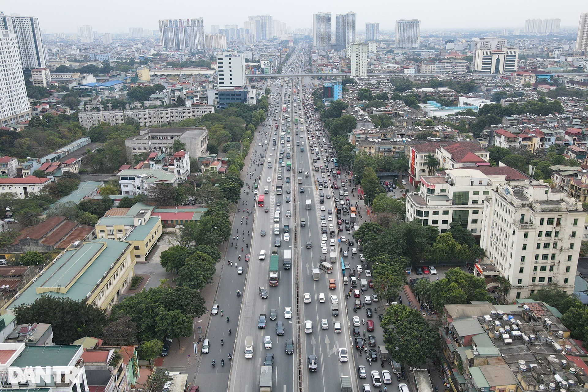 Giao thông nghẹt thở những ngày giáp Tết Nguyên đán - 1