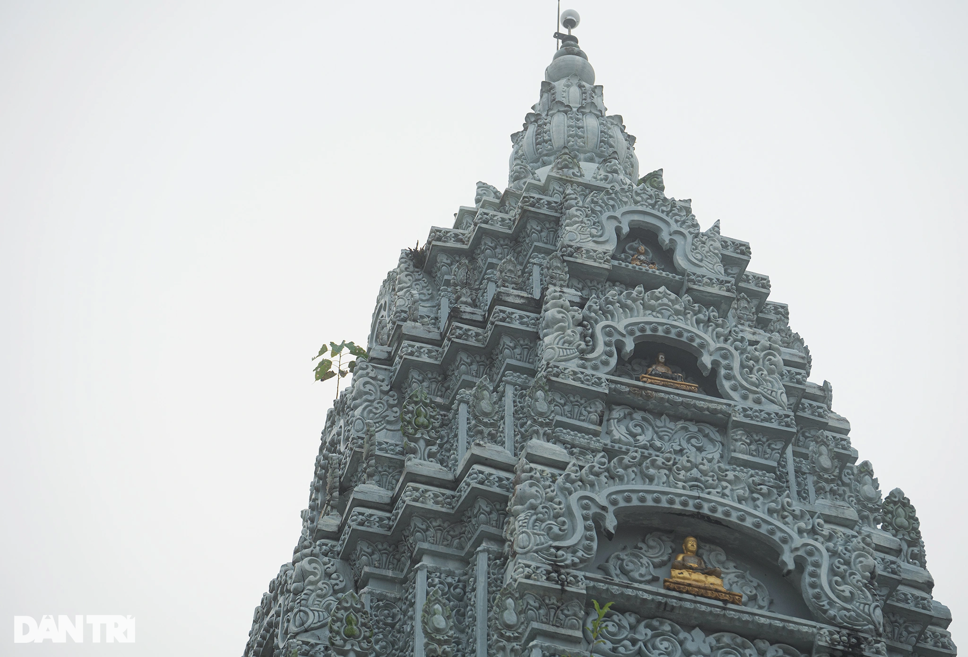 Sương mù phủ trắng ngôi chùa có tượng Phật nằm lớn nhất Việt Nam - 9