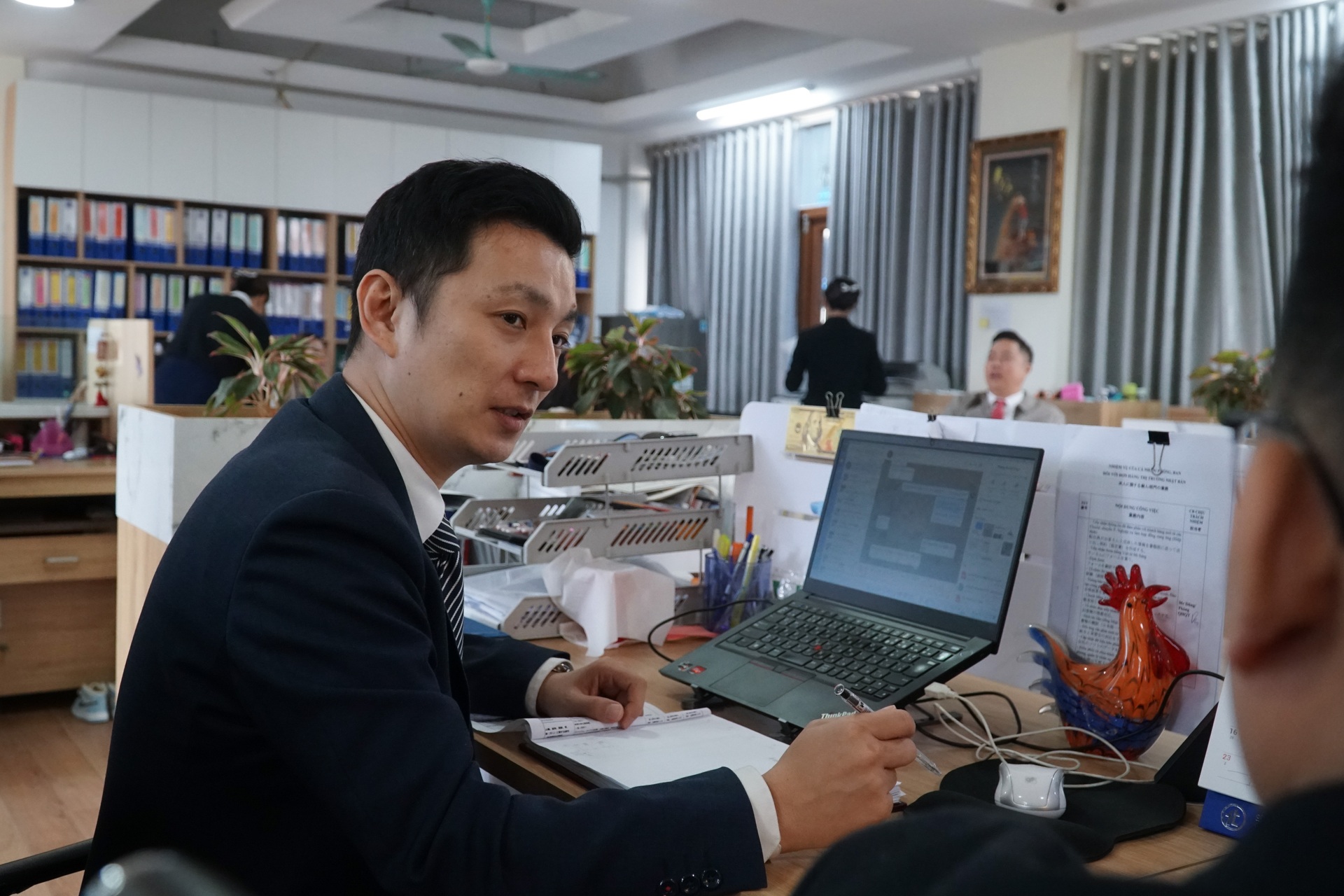 Cuộc sống của anh cảnh sát Nhật bỏ việc lương tiền tỷ đến Việt Nam sống - 8 Cuộc sống của anh cảnh sát Nhật bỏ việc lương tiền tỷ đến Việt Nam sống - 8