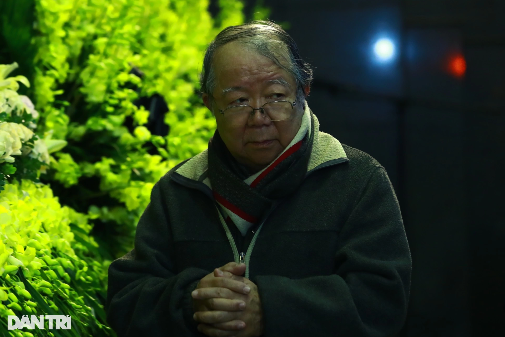 Xuân Hinh, Xuân Bắc cùng dàn nghệ sĩ xúc động tiễn biệt NSND Trần Tiến - 7 Xuân Hinh, Xuân Bắc cùng dàn nghệ sĩ xúc động tiễn biệt NSND Trần Tiến - 7