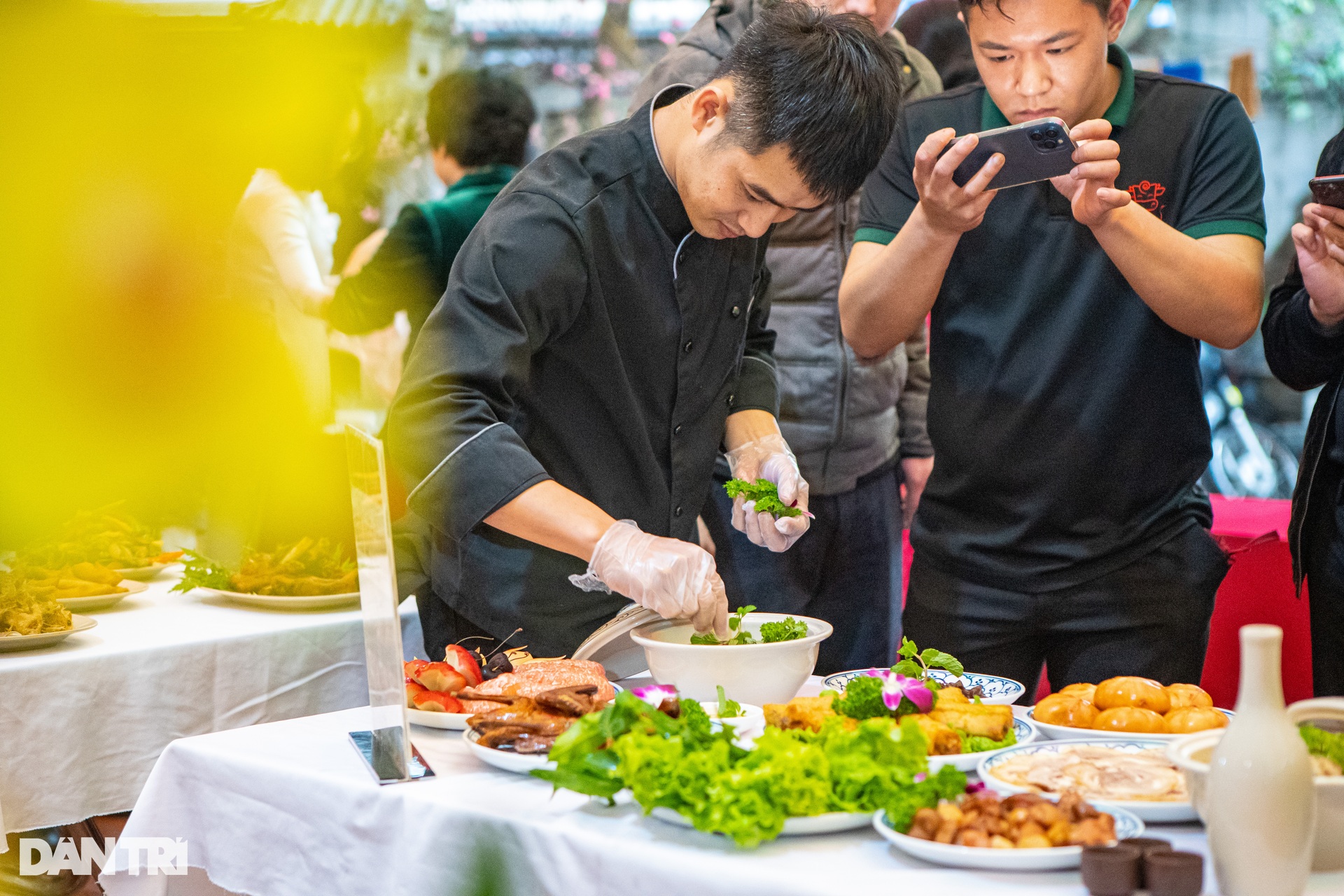 Unique contest of cooking traditional dishes combined with modern in Hanoi - 6