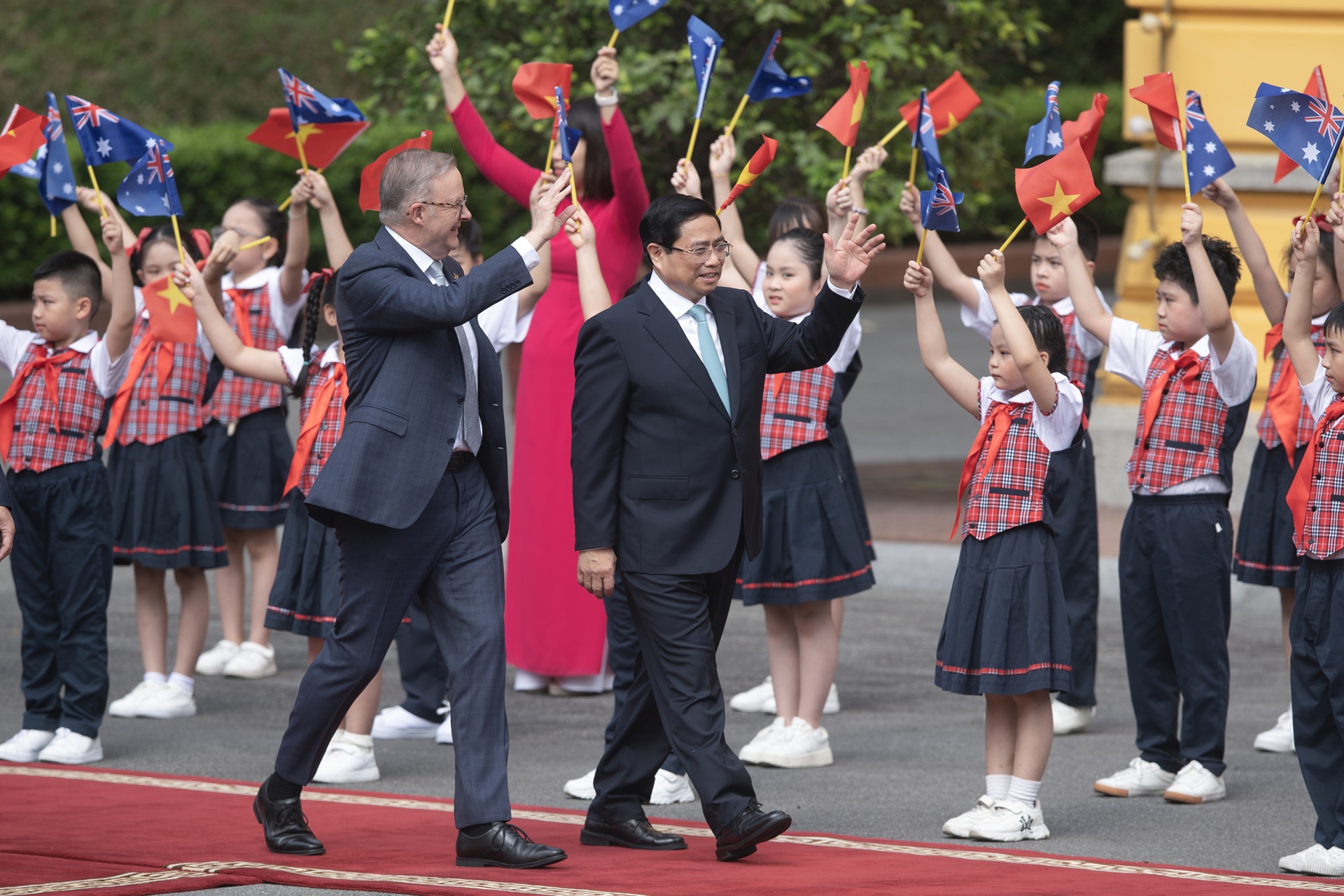 Thủ tướng Phạm Minh Chính chủ trì lễ đón Thủ tướng Australia thăm Việt Nam - 1