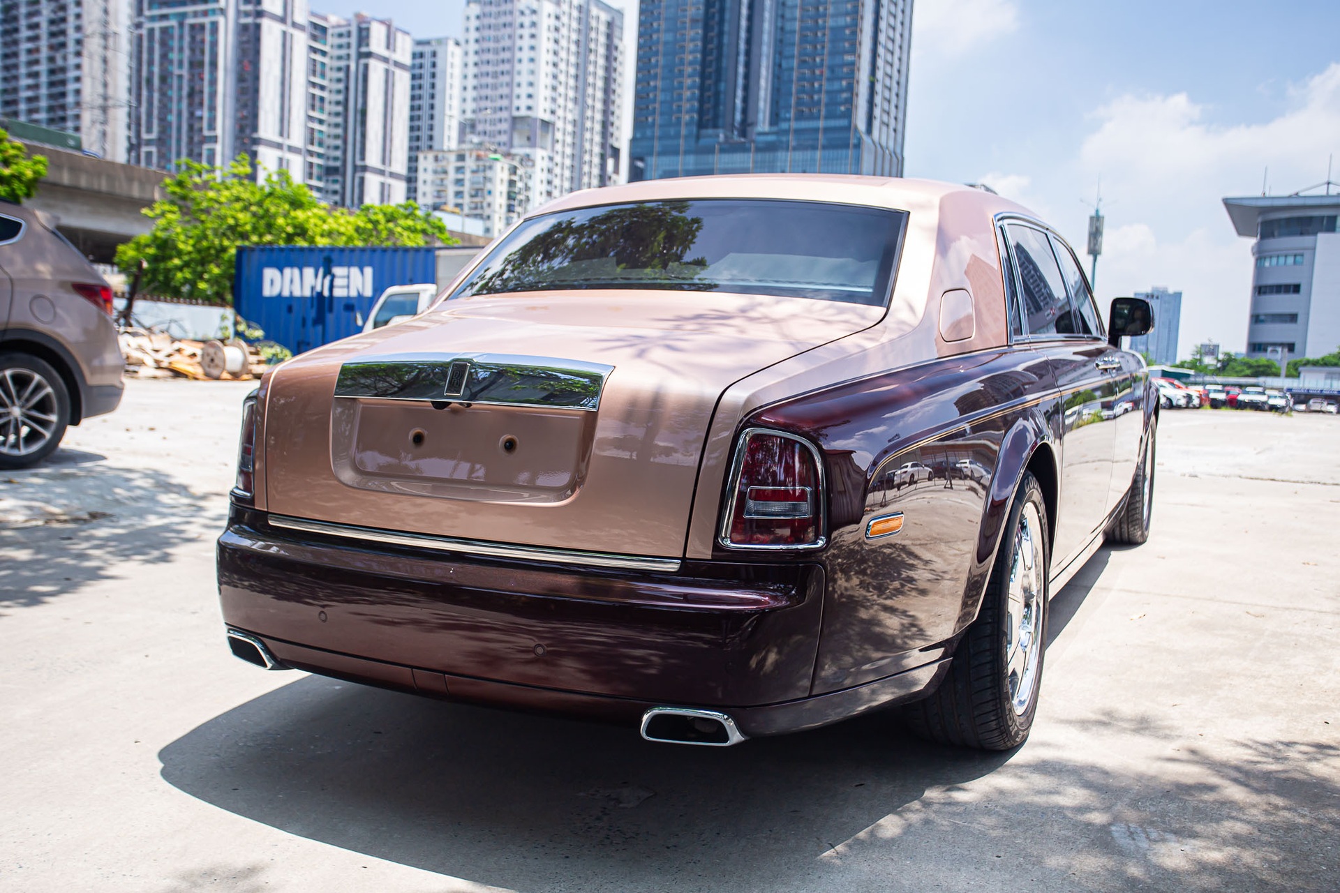 Phantom của đại gia Việt lọt top RollsRoyce đặc biệt nhất thế giới  Tin  nhanh chứng khoán