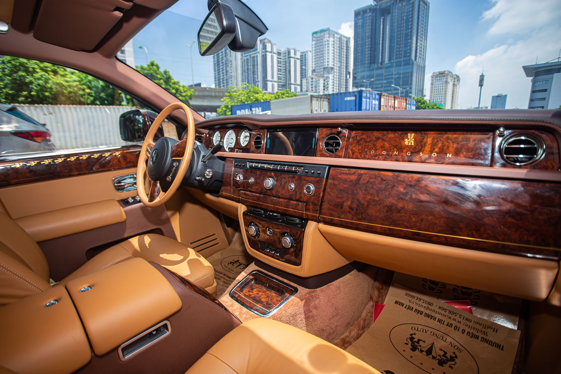 Xe ô tô điện trẻ em Rolls Royce BDQ 8110 Sang trọng quý phá