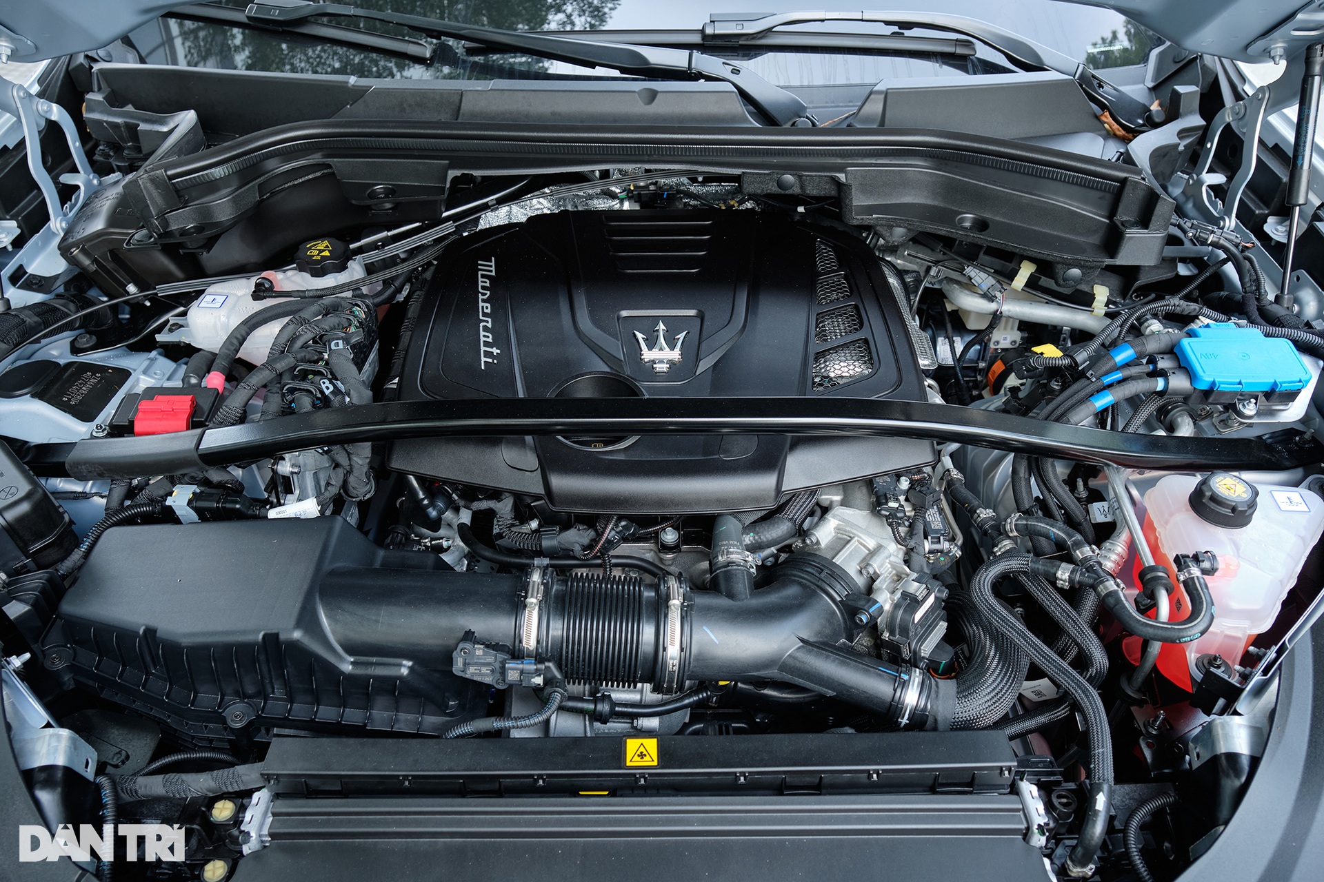 Maserati Grecale giá từ 4,2 tỷ đồng: SUV cho người giàu hướng nội - 39