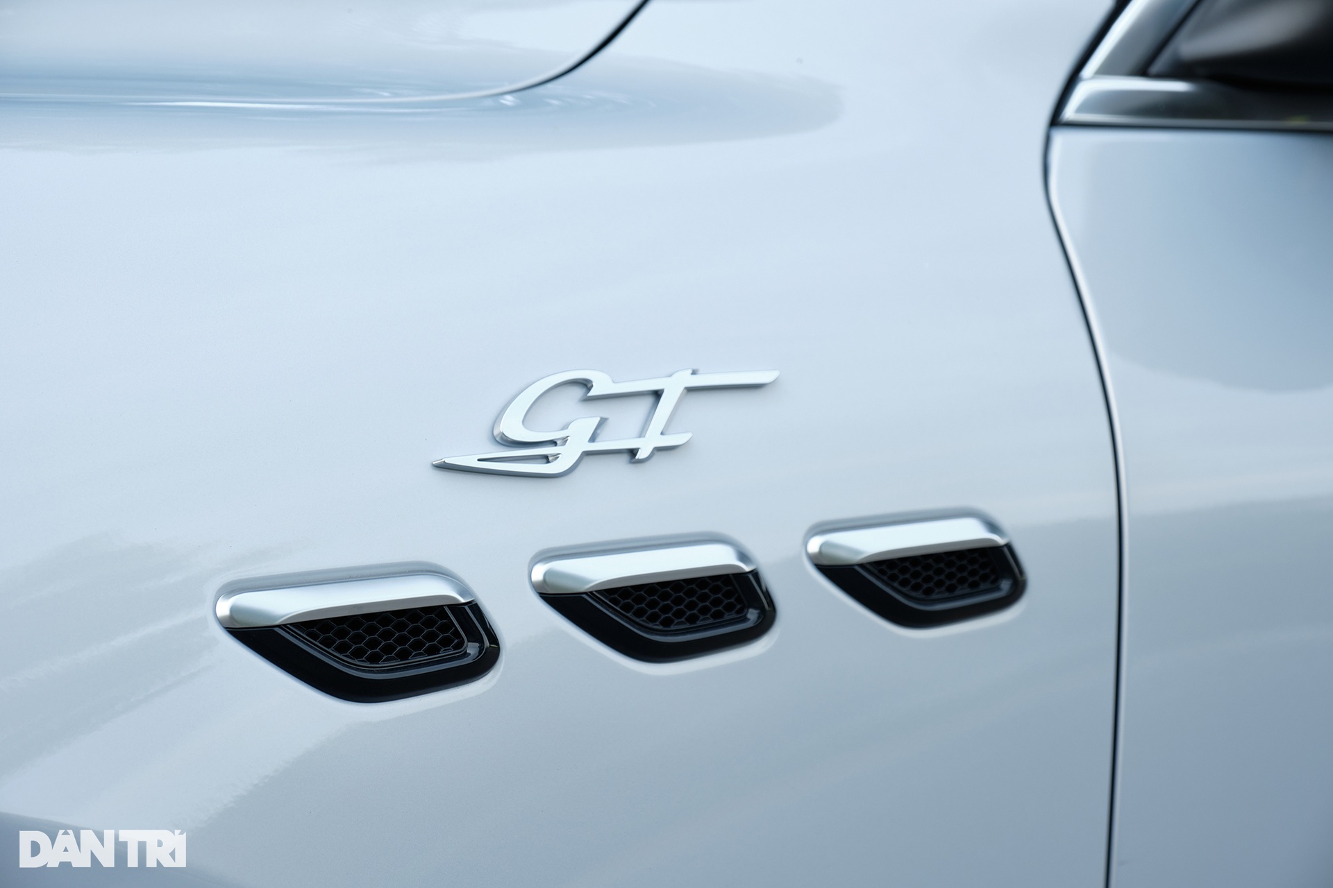 Maserati Grecale giá từ 4,2 tỷ đồng: SUV cho người giàu hướng nội - 12