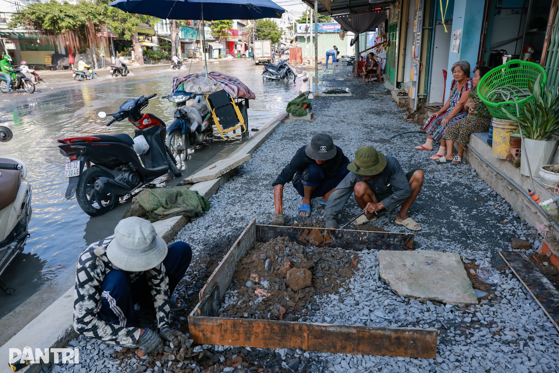 Cầu nối quận 7 với huyện Nhà Bè sắp hoàn thành sau nhiều năm trễ hẹn - 8 Cầu nối quận 7 với huyện Nhà Bè sắp hoàn thành sau nhiều năm trễ hẹn - 8