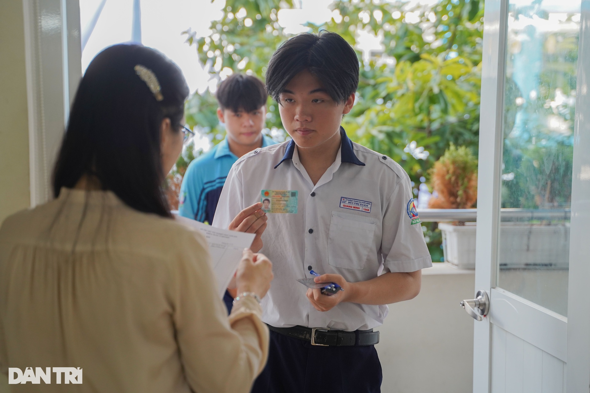 Près de 98 000 candidats à Hô-Chi-Minh-Ville participent à la répétition de l'examen de fin d'études secondaires de 2025 - 5 Gần 98.000 sĩ tử TPHCM bước vào cuộc tổng duyệt thi tốt nghiệp THPT 2025 - 5