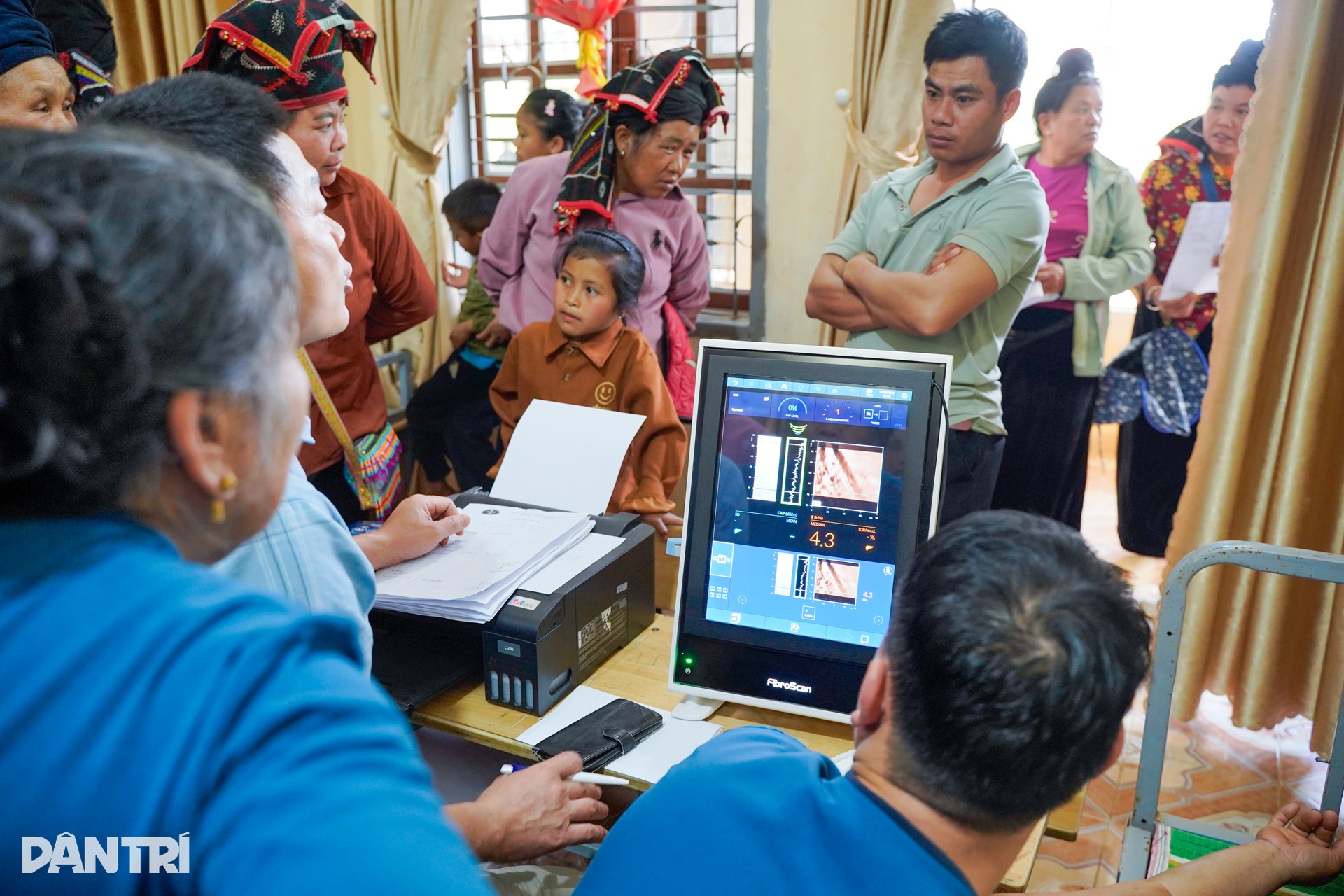 Hundreds in Son La border commune diagnosed with cirrhosis risk - 4