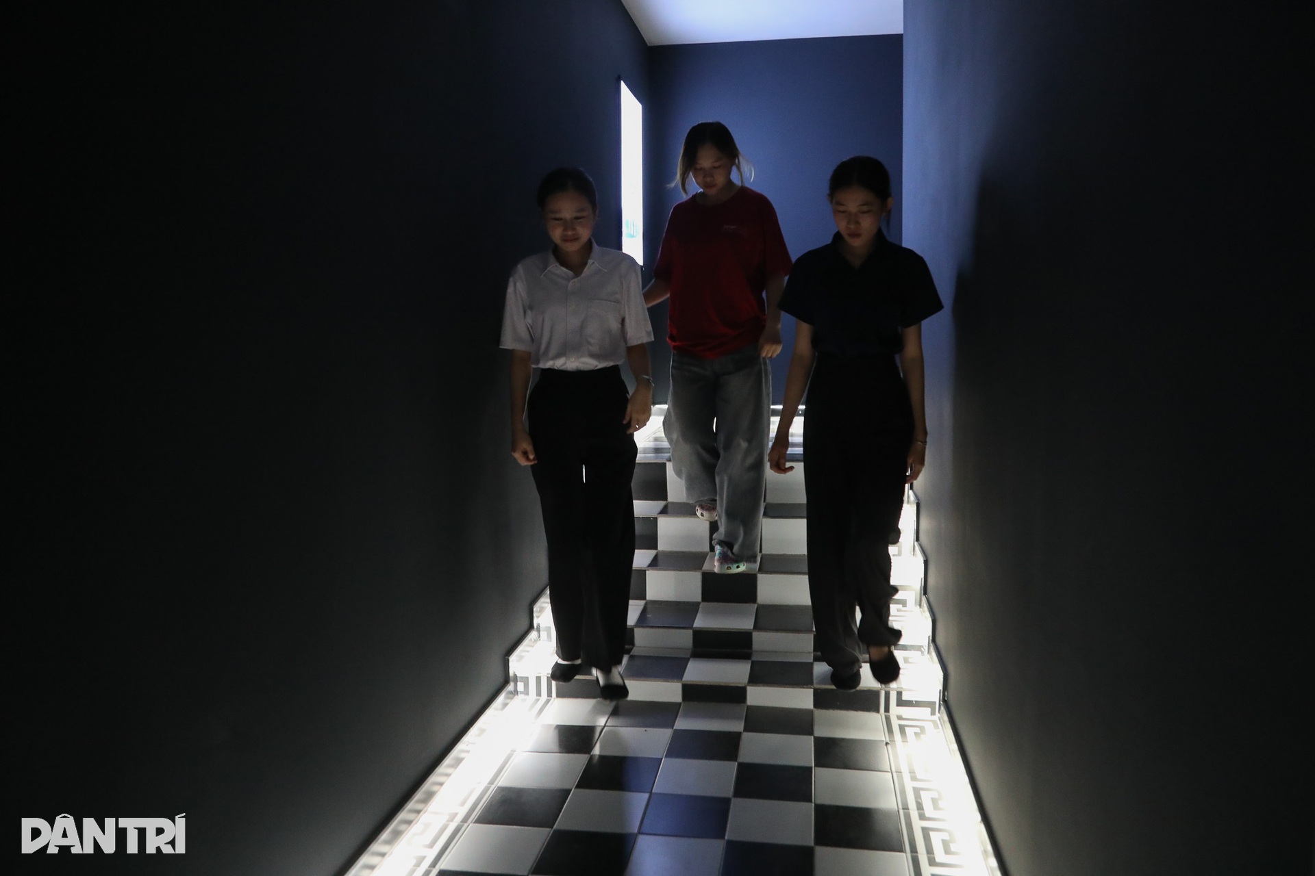 Inside Ho Chi Minh City's 136-year-old mansion with secret bunker - 9