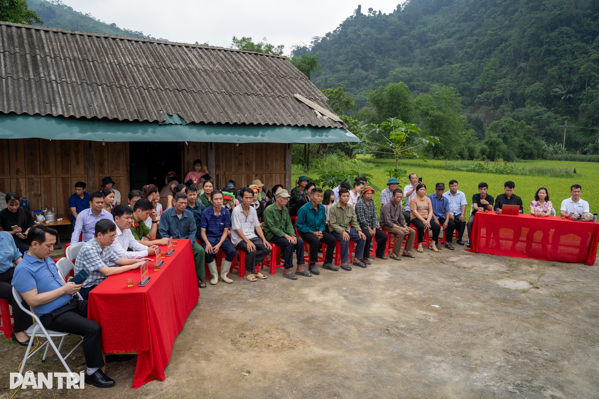 Dantri begins construction of 11 houses for poor families in Tuyen Quang - 2