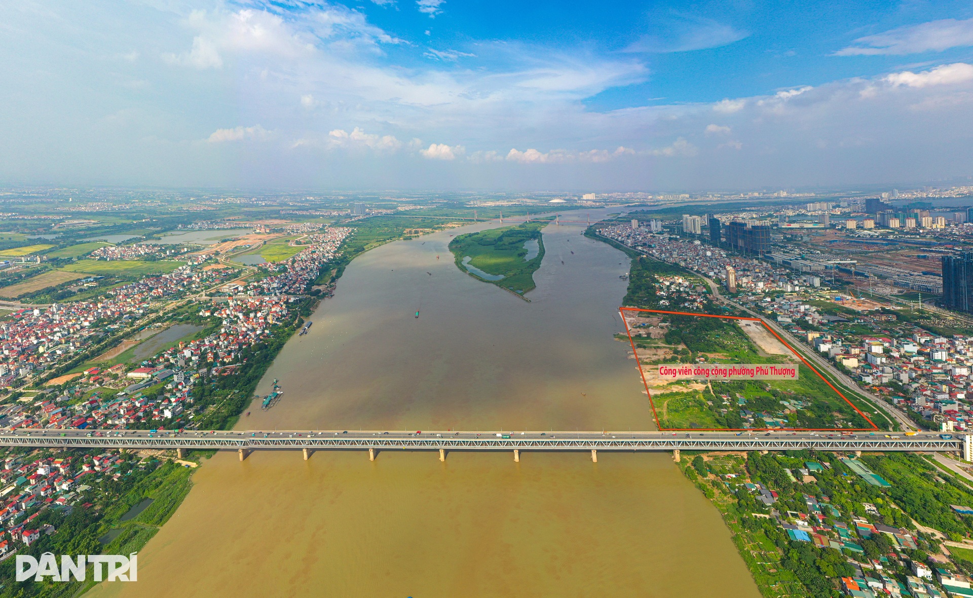 Work begins on first park in Hanoi’s Red River boulevard project - 1