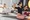 Cô gái 25 tuổi uốn mình trên không trung mỗi ngày với yoga bay - 13