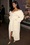 Selena Gomez, Rihanna lăng xê mốt mặc áo choàng tắm xuống phố - 5