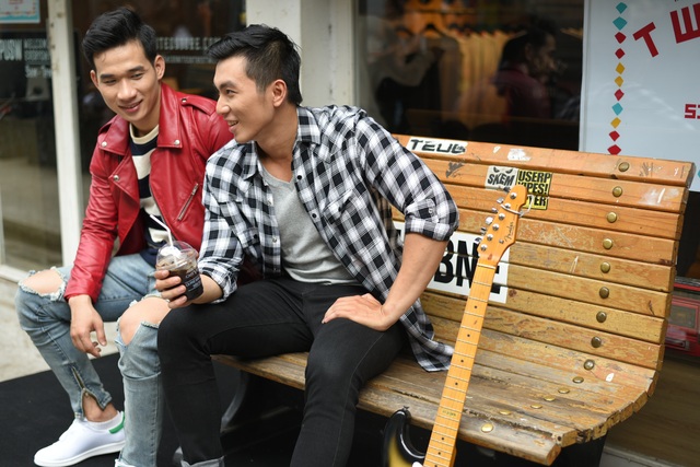 Cà phê rang xay hòa tan: Xu hướng cà phê mới dành cho giới trẻ Việt - 1 Gu uống cà phê của người trẻ thay đổi nên trên thị trường đã xuất hiện nhiều sản phẩm cà phê hướng đến yếu tố tiện lợi, tiết kiệm thời gian.
