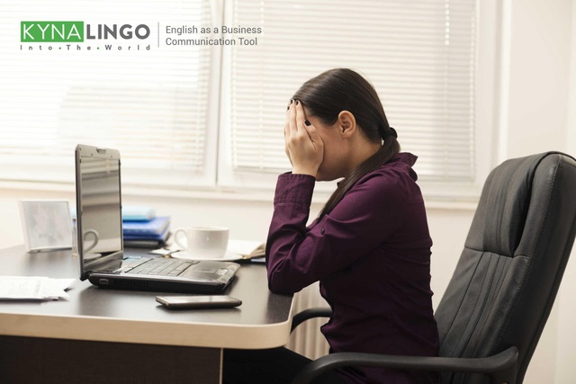 Vượt qua trở ngại tiếng Anh công sở cùng KynaLingo - 1 Trình độ tiếng Anh công sở yếu kém làm mất đi nhiều cơ hội trong công việc, sự nghiệp