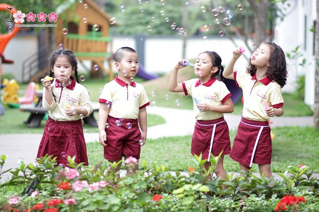 Nuôi dưỡng niềm hạnh phúc trong trẻ, dễ hay khó - 1 Nuôi dưỡng niềm hạnh phúc trong trẻ, dễ hay khó - 1