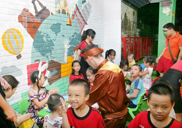Khơi dậy và đánh thức tiềm năng cho trẻ với trải nghiệm khám phá mùa hè - 2 “Trại hè quốc tế” là mảnh ghép hoàn hảo giúp con bổ sung những kỹ năng cần thiết trong quá trình hoàn thiện nhân cách bản thân.