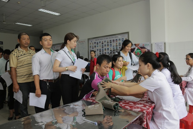 Ngân hàng VPBank kêu gọi được hơn 1.000 đơn vị máu - 5 Ngân hàng VPBank kêu gọi được hơn 1.000 đơn vị máu - 5