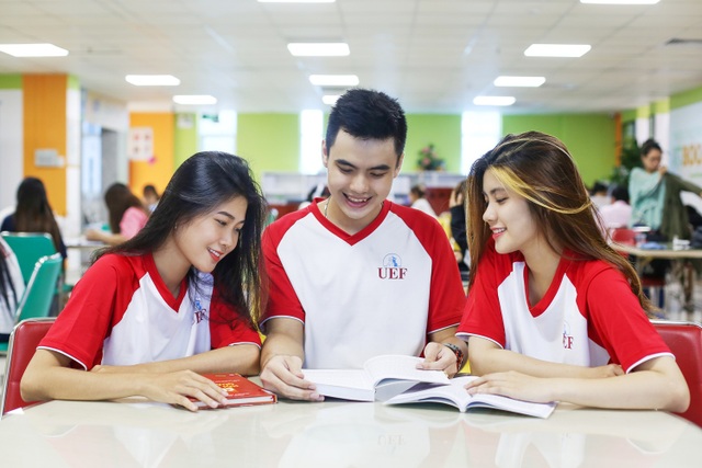 UEF nhận hồ sơ xét tuyển học bạ đợt 1 đến ngày 30/6 - 1 Chọn xét học bạ, thí sinh có cơ hội hiện thực hóa giấc mơ đại học quốc tế