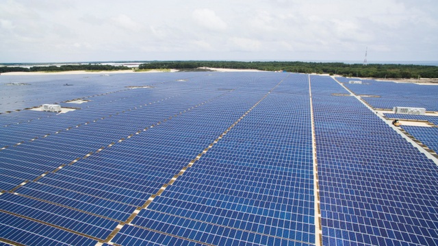 145.560 tấm pin năng lượng mặt trời đã được lắp đặt với công nghệ và thiết bị hiện đại tại Nhà máy Điện mặt trời TTC Phong Điền