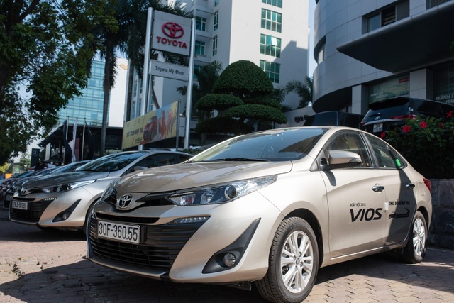 Toyota Vios 2018 đồng loạt xuống phố - 4 Toyota Mỹ Đình - 15 Phạm Hùng - Q.NTL - Hà Nội