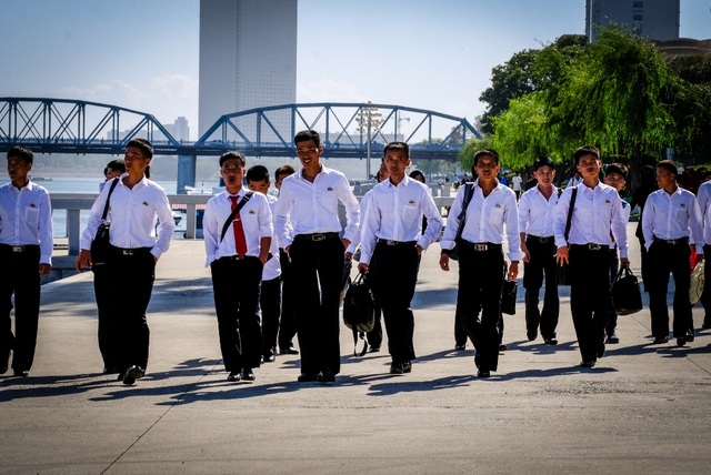 Mùa thu thơ mộng ở Triều Tiên qua góc máy du khách Việt - 10 Dạo bước trên sông Đại Đồng.
