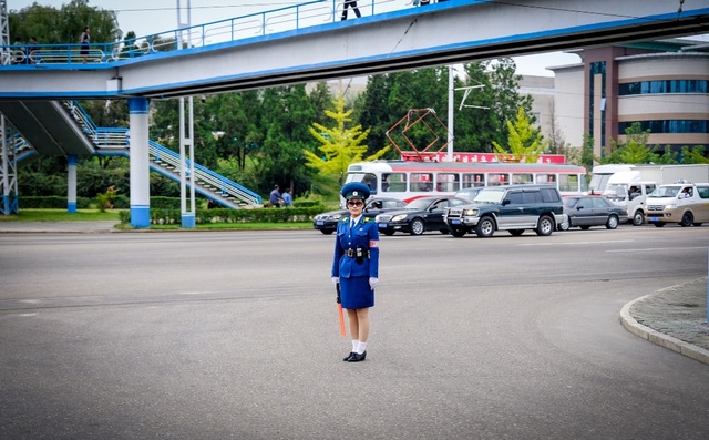 Mùa thu thơ mộng ở Triều Tiên qua góc máy du khách Việt - 14 Đường phố rộng rãi và sạch đẹp.