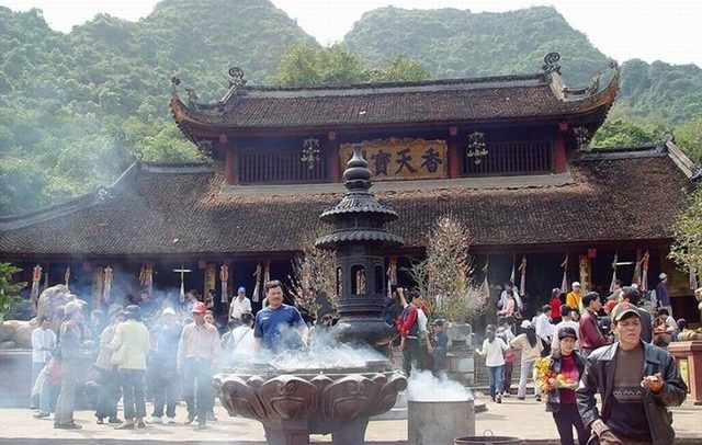 Những ngôi chùa linh thiêng để cầu may dịp đầu năm ở miền bắc