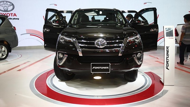Khai mạc Vietnam Motor Show 2016: Cuộc chơi của xe bình dân - 3 Khai mạc Vietnam Motor Show 2016: Cuộc chơi của xe bình dân - 3