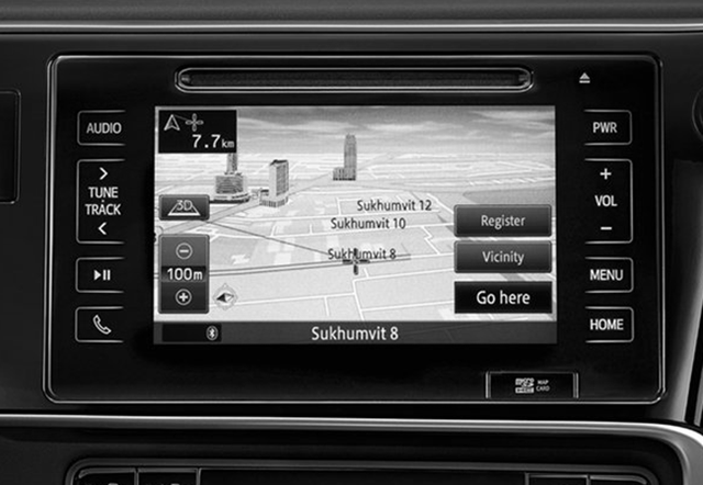 Toyota ra mắt phiên bản nâng cấp mới cho Altis - 8 Toyota ra mắt phiên bản nâng cấp mới cho Altis - 8
