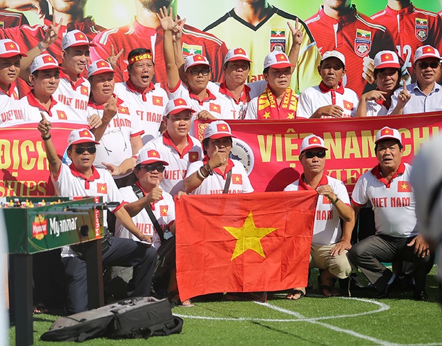 Việt Nam 1-0 Malaysia: Trọng Hoàng tỏa sáng - 14 Việt Nam 1-0 Malaysia: Trọng Hoàng tỏa sáng - 14