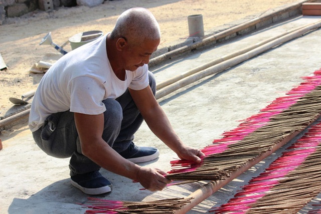 Cứu làng nghề làm hương hơn 500 năm tuổi - 1 Cứu làng nghề làm hương hơn 500 năm tuổi - 1