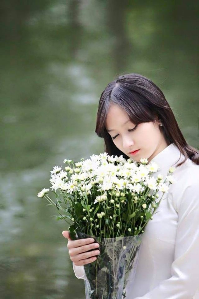 Tiết lộ bất ngờ về fan nữ đẹp lai Tây tại AFF cup 2016 - 10 Tiết lộ bất ngờ về fan nữ đẹp lai Tây tại AFF cup 2016 - 10