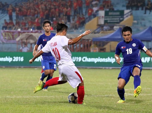 Thắng khó nhọc U19 Philippines, U19 Việt Nam đứng đầu bảng - 2
U19 Việt Nam kiểm soát thế trận vượt trội trong hiệp hai