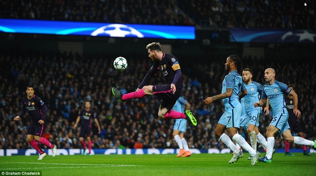Man City 3-1 Barcelona: Phục hận thành công - 1
Messi giúp Barcelona vượt lên dẫn trước ở phút 21