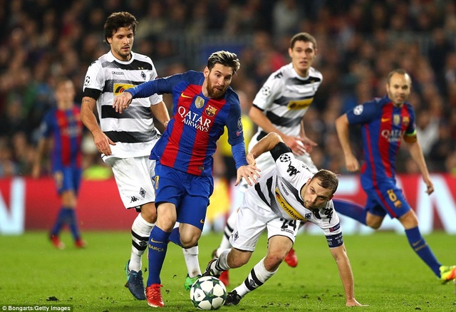Barcelona thắng đậm Monchengladbach, Man City hòa thất vọng Celtic - 1
Messi đã ghi 10 bàn ở vòng bảng Champions League năm nay