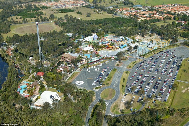 Tai nạn trong công viên giải trí ở Australia, 4 người chết - 2
Công viên giải trí Dreamworld nhìn từ trên cao (Ảnh: Getty)