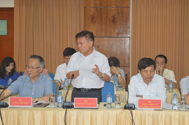 
TS Nguyễn Đình Cung khẳng định: Để giảm được thời gian thông quan hàng hóa thì vai trò của Bộ KH&CN rất quan trọng.
